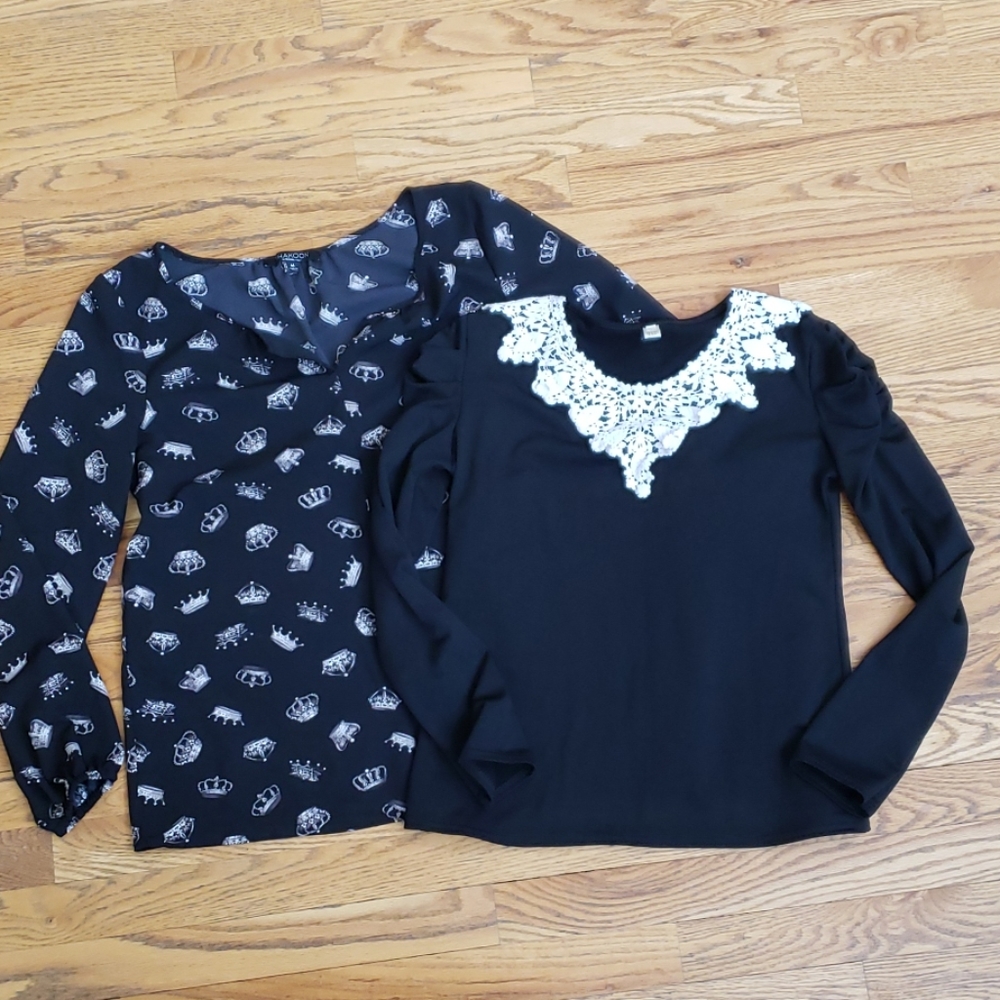 Lot of 2 Long Sleeve Tops Black and White Medium
